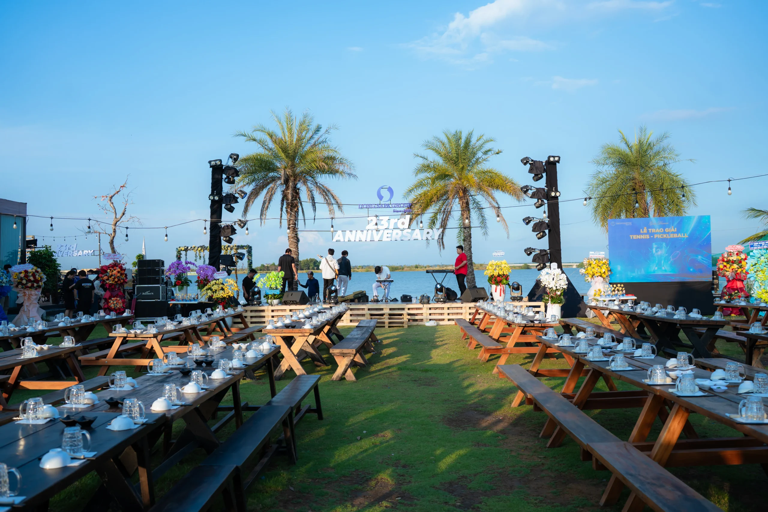 dong sapa ky niem 23 nam thanh lap