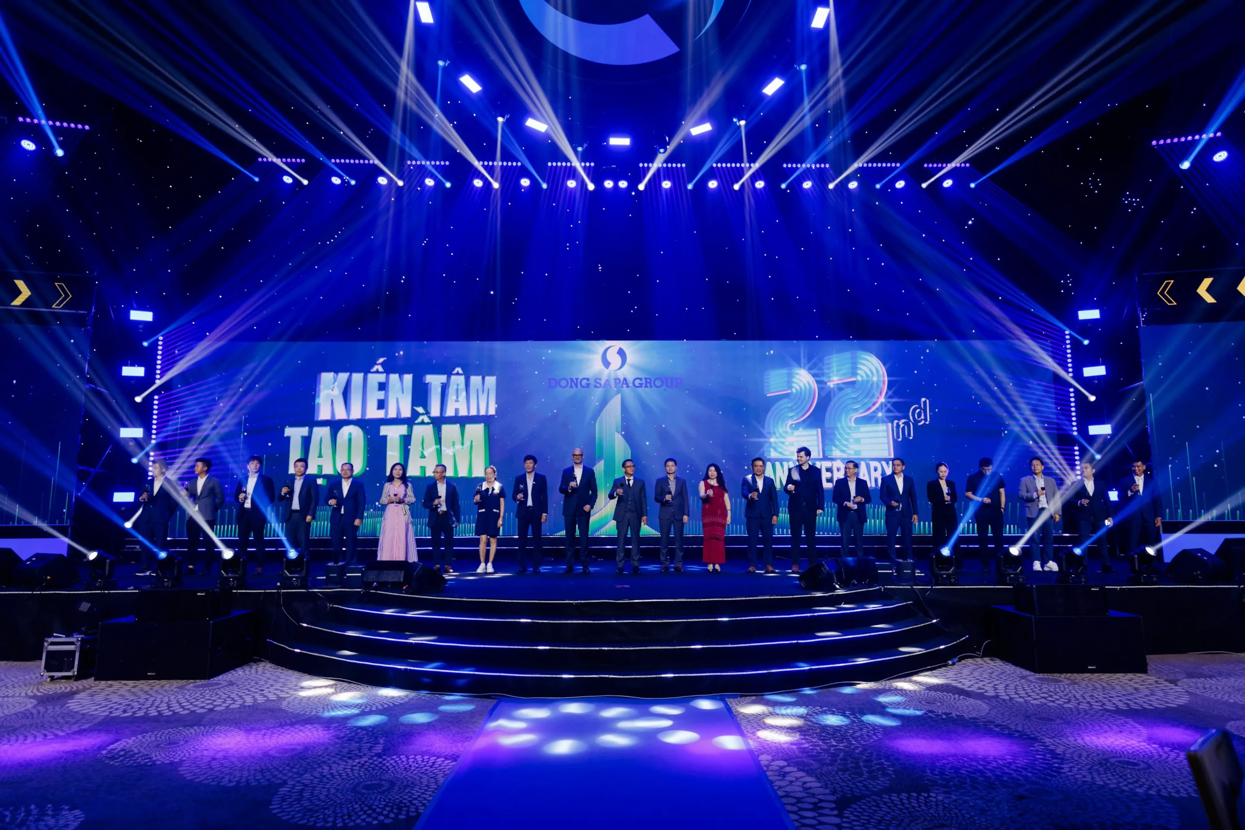 dong sapa ky niem 22 nam thanh lap