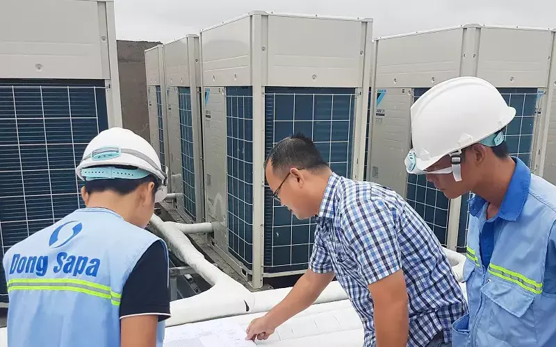 Vệ sinh dàn nóng máy lạnh công nghiệp